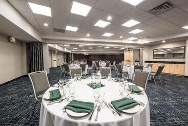 هتل Holiday Inn Raleigh Downtown, An Ihg