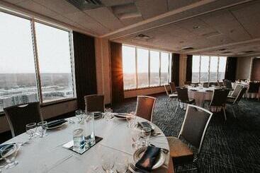 هتل Holiday Inn Raleigh Downtown, An Ihg