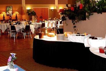 هتل Holiday Inn Riverton Convention Center, An Ihg