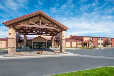 هتل Holiday Inn Riverton Convention Center, An Ihg