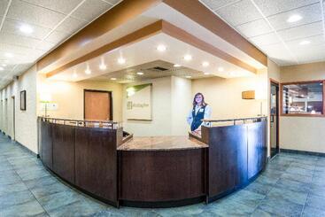 هتل Holiday Inn Riverton Convention Center, An Ihg