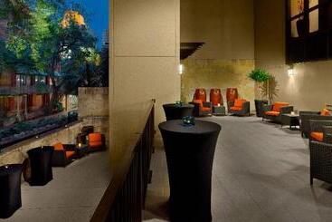هتل Holiday Inn San Antonio Riverwalk, An Ihg