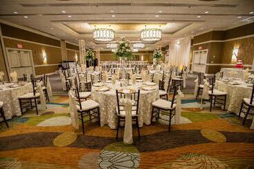 هتل Holiday Inn San Antonio Riverwalk, An Ihg