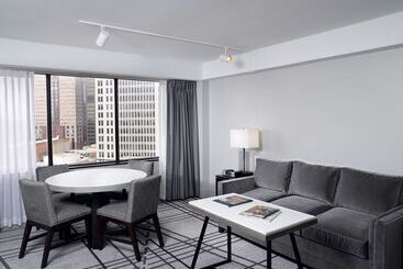 هتل Hyatt Regency Louisville