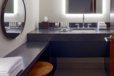 هتل Hyatt Regency Minneapolis