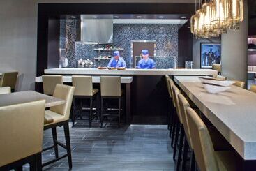 Отель Hyatt Regency New Orleans
