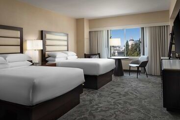 هتل Hyatt Regency Sacramento
