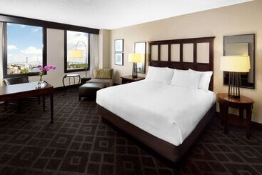 هتل Hyatt Regency Savannah