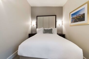 Independence Park Hotel, Premier Collection