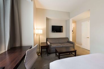 Independence Park Hotel, Premier Collection