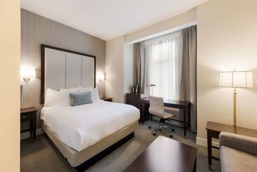 Independence Park Hotel, Premier Collection