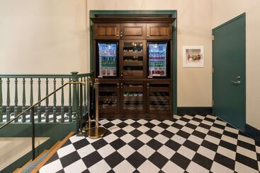 Independence Park Hotel, Premier Collection
