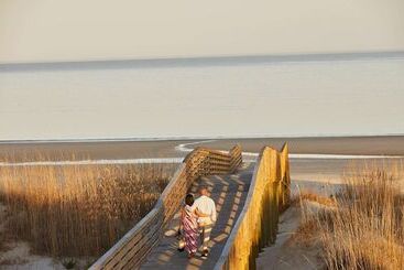 هتل Jekyll Island Club Resort
