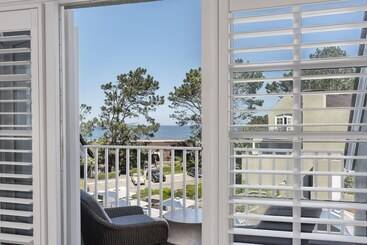 هتل L Auberge Del Mar