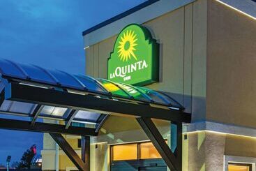 هتل La Quinta Inn By Wyndham Buffalo Airport