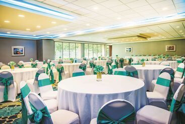 هتل La Quinta Inn & Suites By Wyndham Baltimore S. Glen Burnie