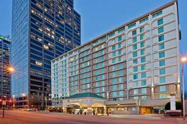 酒店 La Quinta Inn & Suites By Wyndham Downtown Conference Center