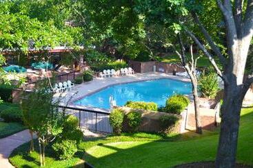 Magnuson Grand Hotel And Conference Center Tyler