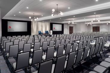 هتل Marriott Knoxville Downtown