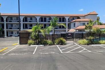 هتل Mission Bay Inn San Diego
