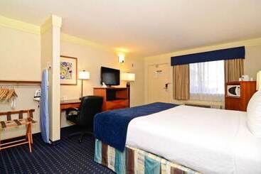 هتل Mission Bay Inn San Diego