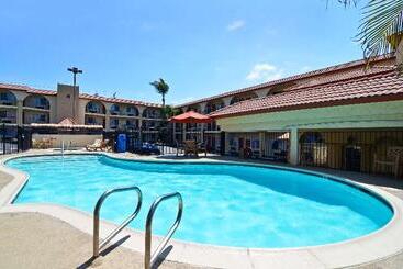 هتل Mission Bay Inn San Diego