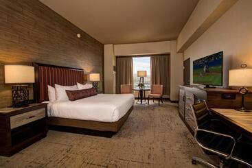 هتل Nugget Casino Resort
