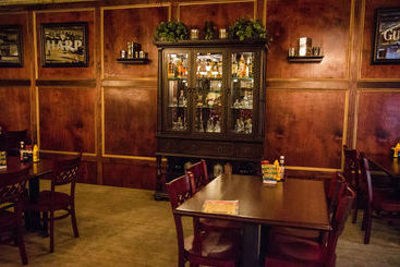 هتل Park Inn Harrisburg West