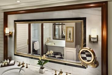 هتل Plaza Athenee