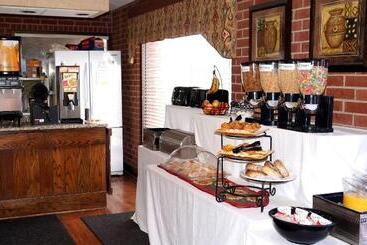 هتل Plaza Inn Midland