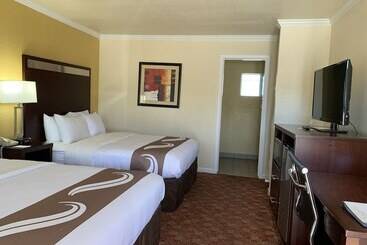 هتل Quality Inn Ukiah