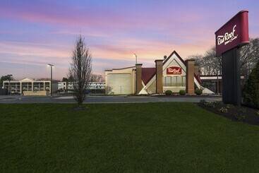 هتل Red Roof Inn And Suites Newark   University