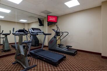 هتل Red Roof Inn And Suites Newark   University
