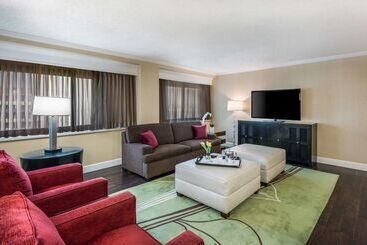 هتل Sonesta Los Angeles Airport Lax