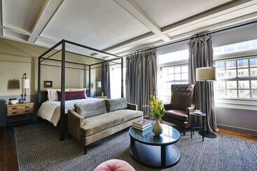 هتل The Hollywood Roosevelt