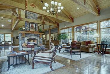 هتل Seventh Mountain Resort