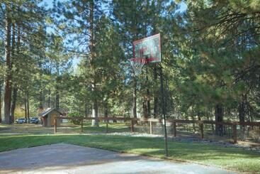 هتل Seventh Mountain Resort