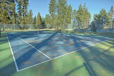 هتل Seventh Mountain Resort