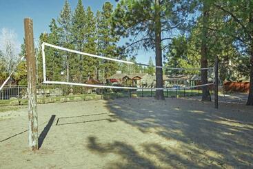 هتل Seventh Mountain Resort