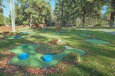 هتل Seventh Mountain Resort