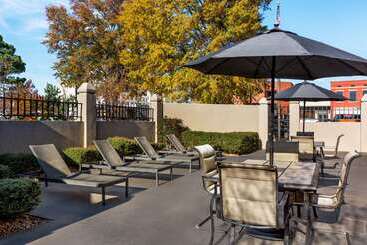 هتل Wyndham Fort Smith City Center