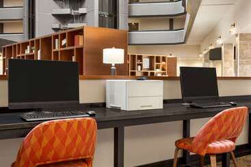 هتل Wyndham Fort Smith City Center