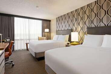 هتل Wyndham Fort Smith City Center