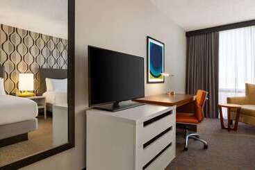 هتل Wyndham Fort Smith City Center