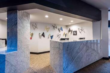 هتل Wyndham Fort Smith City Center