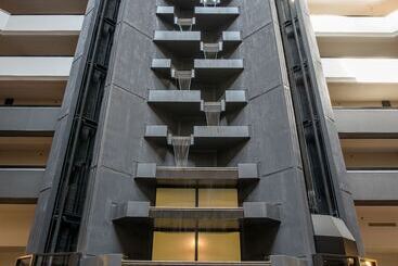 هتل Wyndham Fort Smith City Center