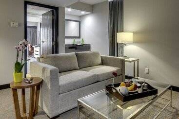 هتل Wyndham Fort Smith City Center