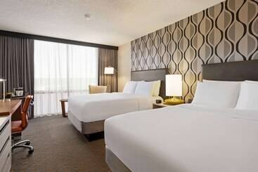 هتل Wyndham Fort Smith City Center