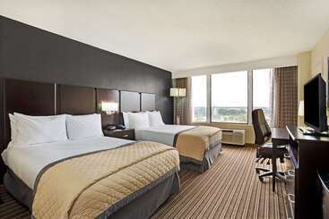 هتل Wyndham Garden Norfolk Downtown