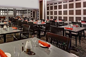 هتل Wyndham Garden Norfolk Downtown